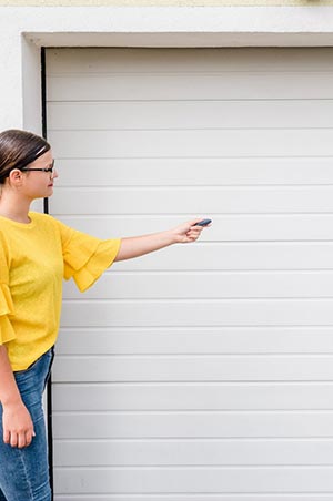 Fountain Valley Garage Door Opener Repair